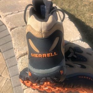 Men’s Merrill Hiking Boots